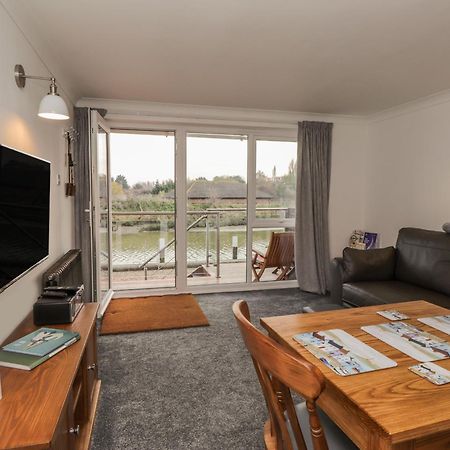 Apartmán 7 Waves Rye Exteriér fotografie